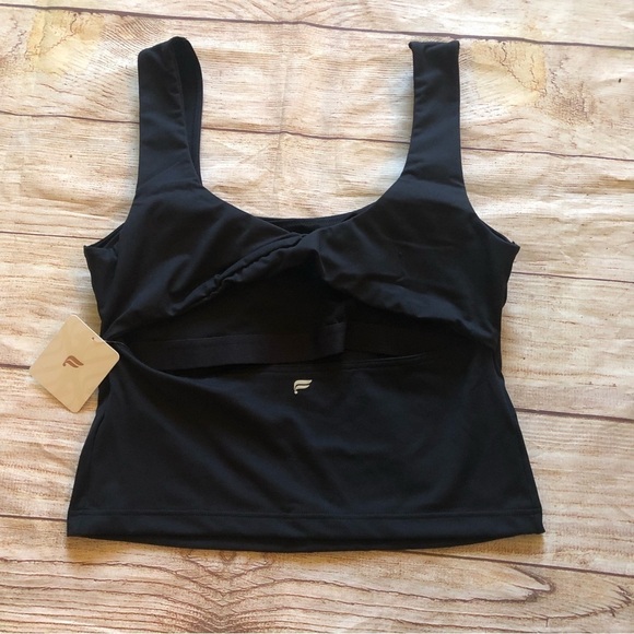 Oasis Twist Built In Bra Tank - Picture 2 of 6